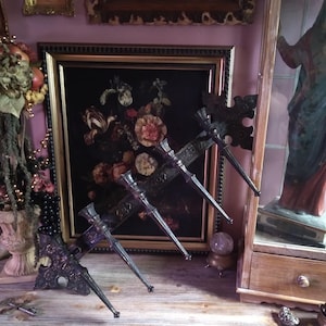 Epic Vintage Baroque Black 5 Arm Candelabra Wall Sconce / Vintage Wall Candle Sconce / Wall Mount Taper Candle Holder / Gothic Witchy Decor