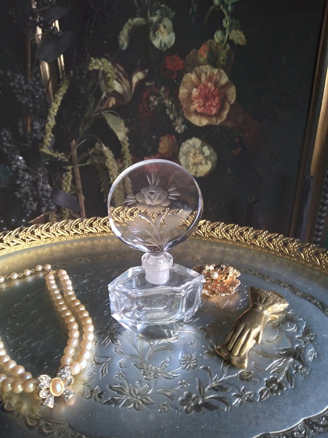 Vintage Rose Potion Jar / Spell Bottle / Art Deco Vanity Perfume Bottle