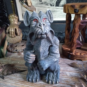 Vintage Medieval Gargoyle Statue / Mini Statuary Figurine Home Protection Gremlin Guardian / Dark Gothic Cottage Witchy Decor