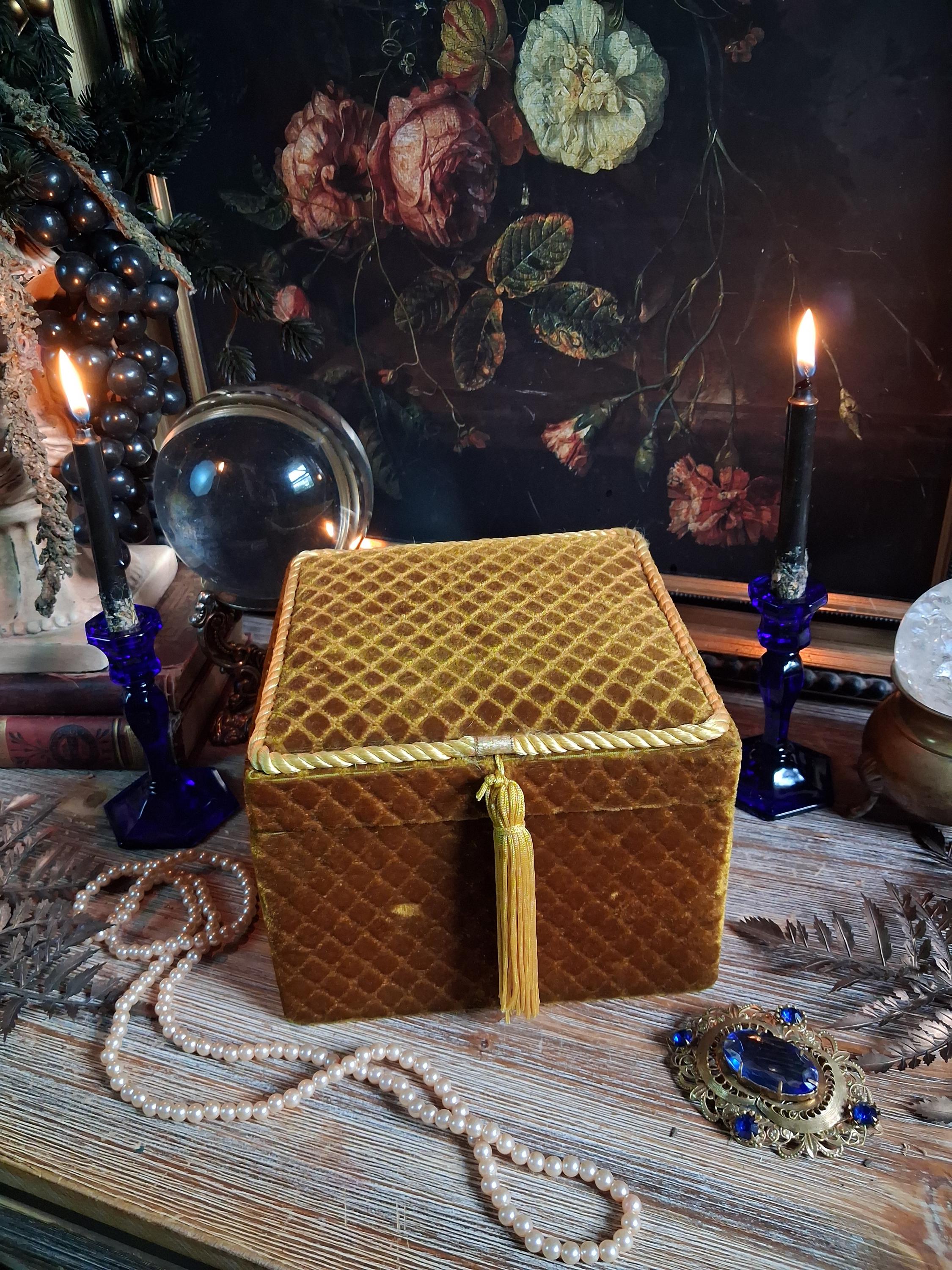 Vintage Celestial Box - Etsy - Page 2
