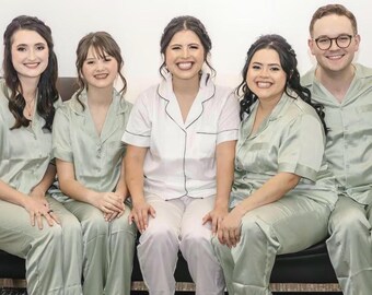 Bridesmaid Pajamas, Getting Ready PJs, Bridesmaid PJs, Bridesmaid Gift, Bridal PJS, Bridal Party PJ sets, Bridesmaid Gift, Bride PJ