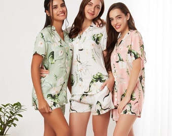 Bachelorette pajamas Tropical wedding Bridal Party Cotton Pajama Set Bridesmaid Gifts Proposal Personalized PJs