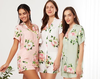 Floral Printed Pajama Set, Personalized Bridesmaid Gift