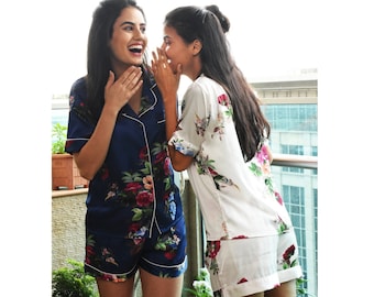 PJs de dama de honor / Set de dama de honor PJ / Regalos de dama de honor / Pijama de dama de honor / Regalo de fiesta nupcial / Pijama de satén / Conjunto de pijama / Blossom