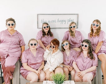 Bridesmaid Pajamas - Bridal Party Gift - Bridesmaid Gifts - Short Sleeve Long Pant Set - Bachelorette Party - Pajama for Women