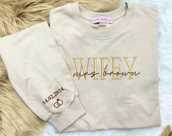Embroidered Sweatshirt, 100% Cotton Wifey Sweatshirt, Wedding Gift, Gift for Bride, Bridal Shower Gift, Newlywed Honeymoon Present