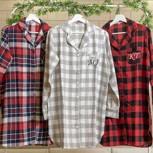 Camisas de dama de honor, camisa de franela de dama de honor, camisas a cuadros de dama de honor, camisas de franela para fiesta nupcial, camisón de franela, talla grande