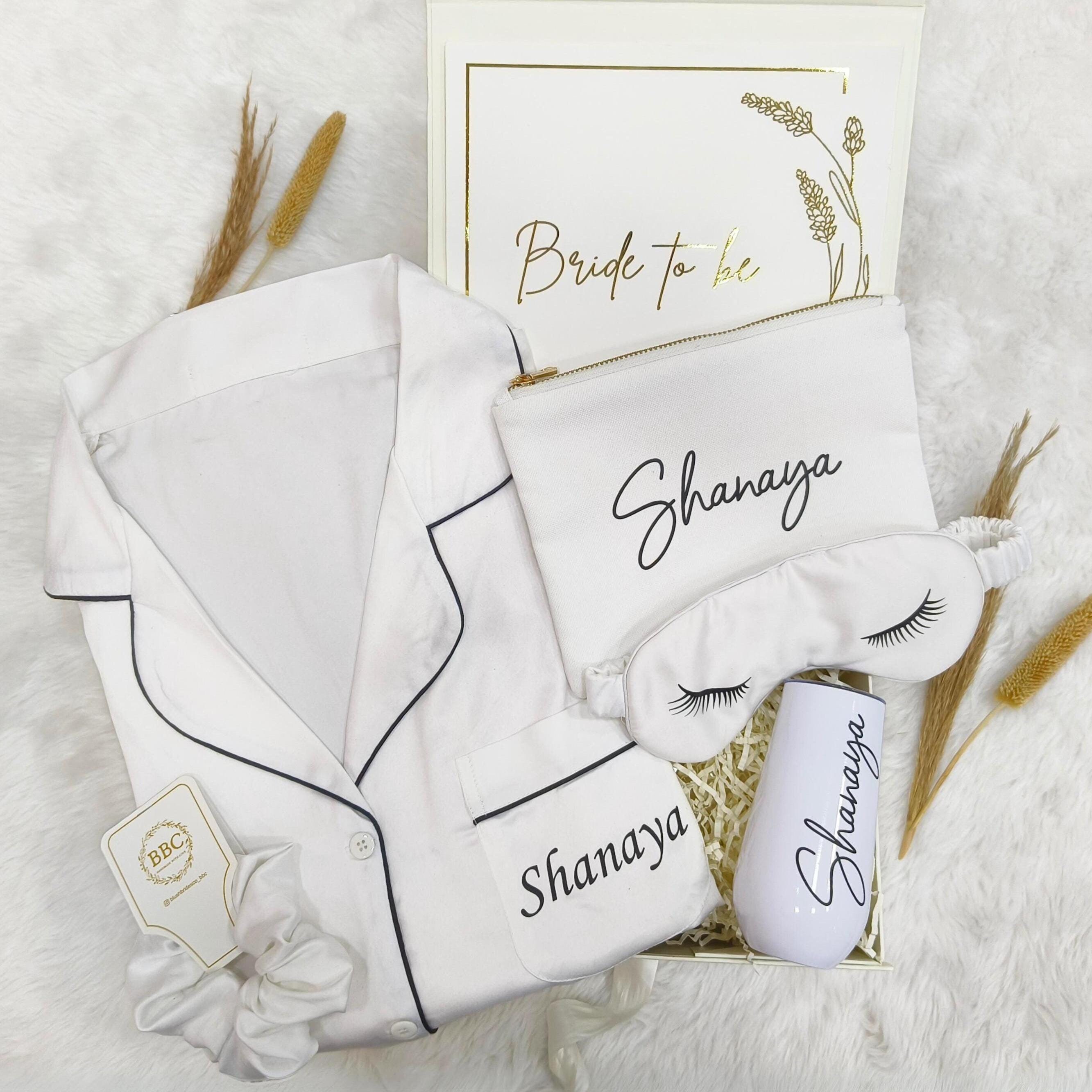 Bridal Box, Gift for Bride, Bridal Shower Gift, Bridesmaid Proposal Box, Bride Gift, Bride Box, Personalized Gift Box, Future Mrs