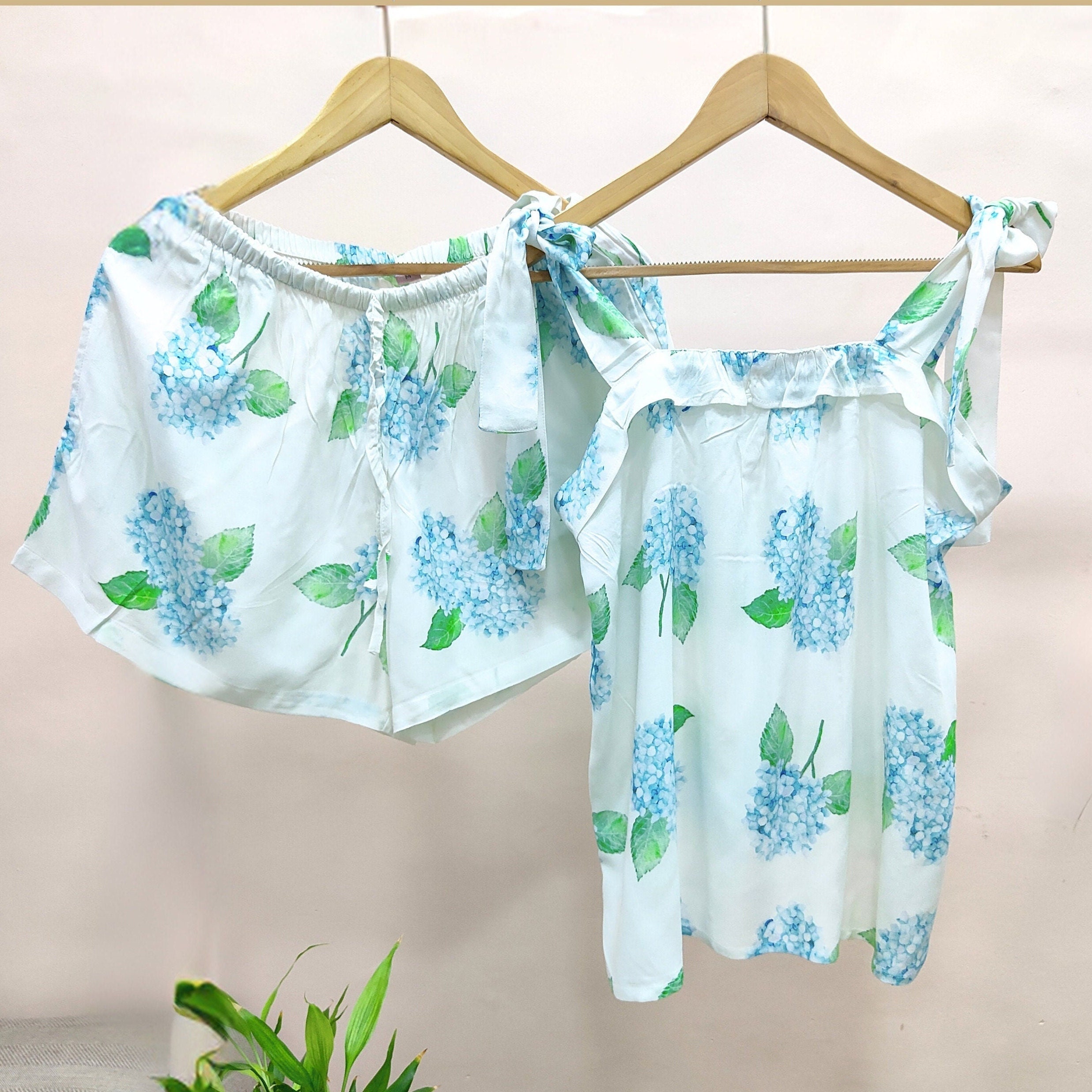 New Hydrangea Bridesmaid Pajamas, Cotton Pajama Set, Bridesmaid Pajama Set, Bridesmaid PJs, Pajama Short Set