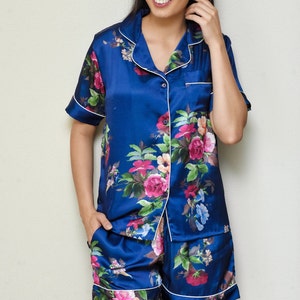 Ensembles Pj bleu marine Ensembles Pj style col Demoiselles dhonneur Pjs Demoiselle dhonneur Pj Set Pyjamas demoiselles dhonneur Fête nuptiale Pjs Cadeaux demoiselles dhonneur image 3