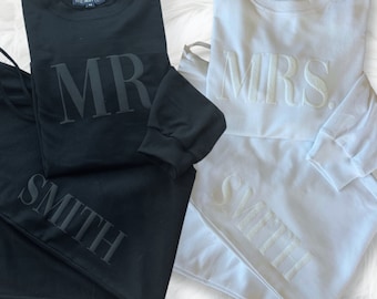 Embossed Honeymoon Set, Mr. and Mrs Sweatshirts, Newly Married Set, Honeymoon Outfit, Mr. and Mrs. Joggers, Couples Sweatshirts