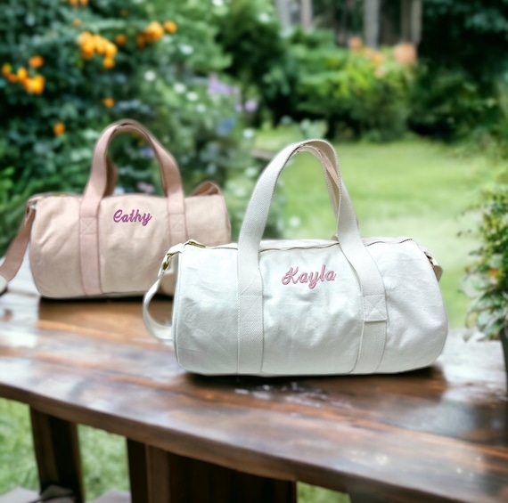 Custom Duffle Bag, Personalized Duffle Bag, Monogrammed Weekender Bag, Bridesmaid Gift, Bridal Shower Gift, Duffle Bag Women, Overnight Bag