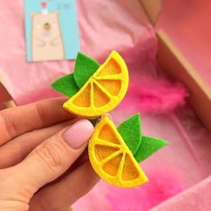 Haarspeldjes citrusvruchten – vilten citroenhaaraccessoires voor kinderen – haarspelden zomerfruit – handgemaakte peuterhaarspeldjes – leuk cadeau voor meisjes