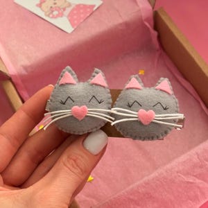 Haarclip katten, vilten kattenclips, haarclip peuter, hoofdband grijze kat, schattige clips voor baby&#39;s, haarclips meisjes voor de herfst, grappige haarclip