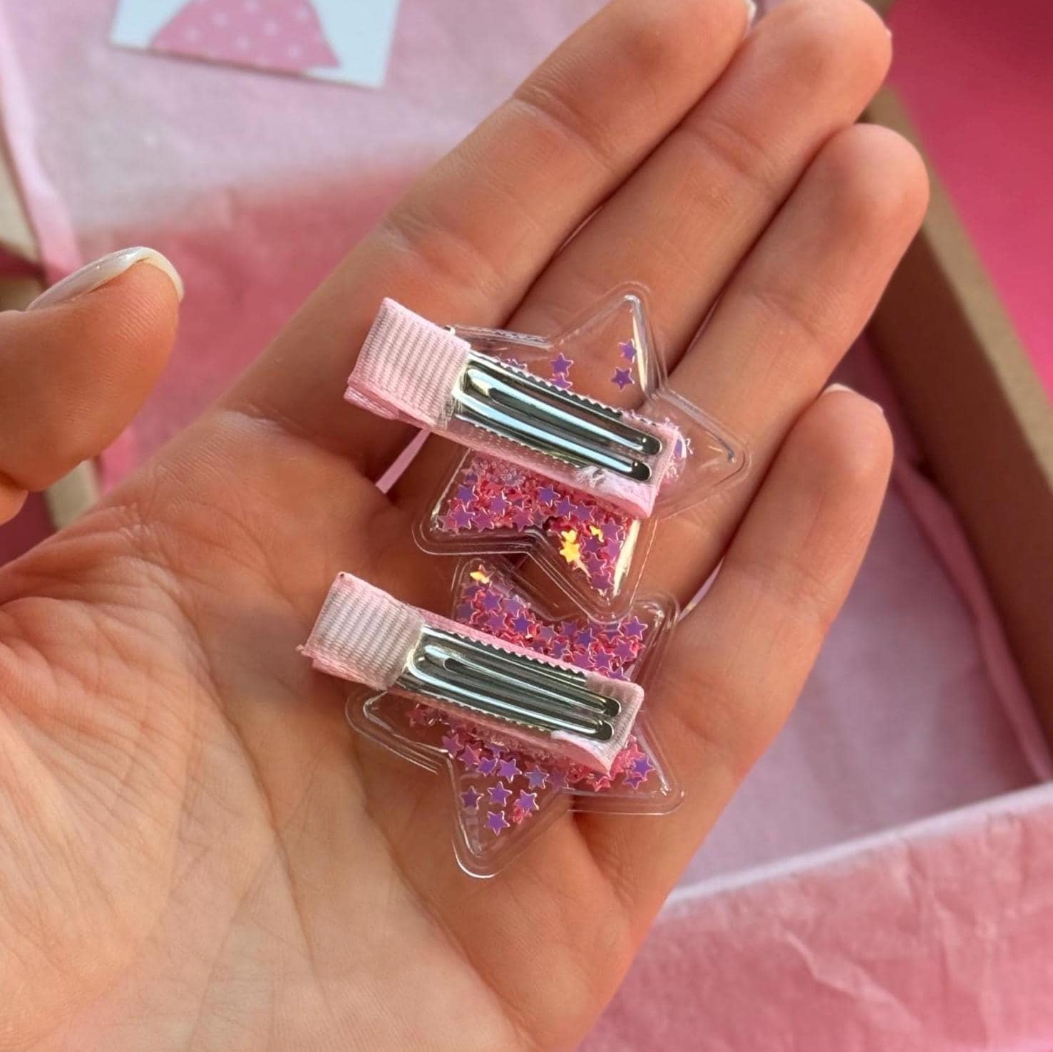 Cute pair of shell mini hair clips pink silver glitter Claire main image 3