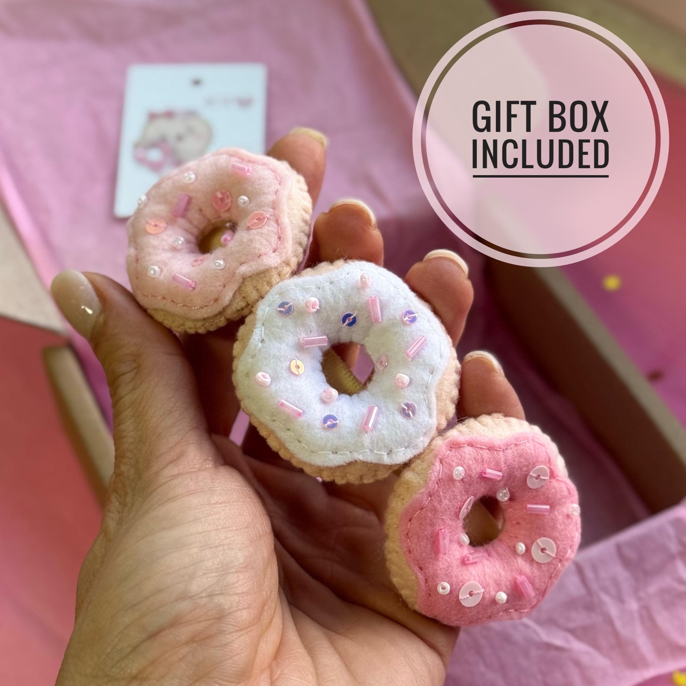 Felt pink Donut headband, Sweets baby hair accessory, Pink donut hair clips, Cute toddler headband, Donut first birthday girl, Donut crown