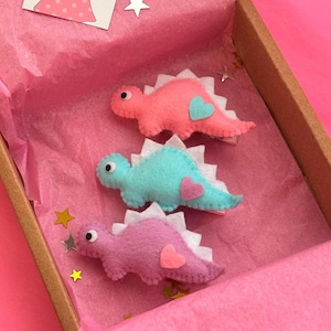 Dino Hair Clip SET, Dinosaur Kids Outfit, Dino Lovers Gift Idea For Girls, Toddler Felt Hair Clip, Cute Dinosaur Barrette, Pastel T-Rex Bow