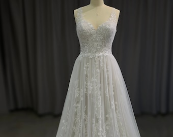 Beach, Sleeveless, Lace A line wedding Dress. Also available in Black and Red color.