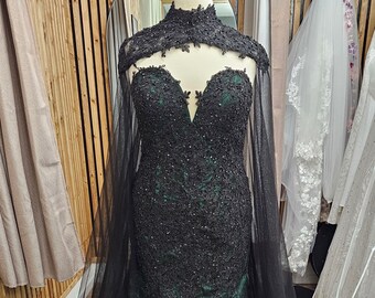 Vestido de novia sirena negro y verde, vestido de novia negro, vestido de novia gótico, vestido de novia verde poco convencional, capa gótica negra nupcial