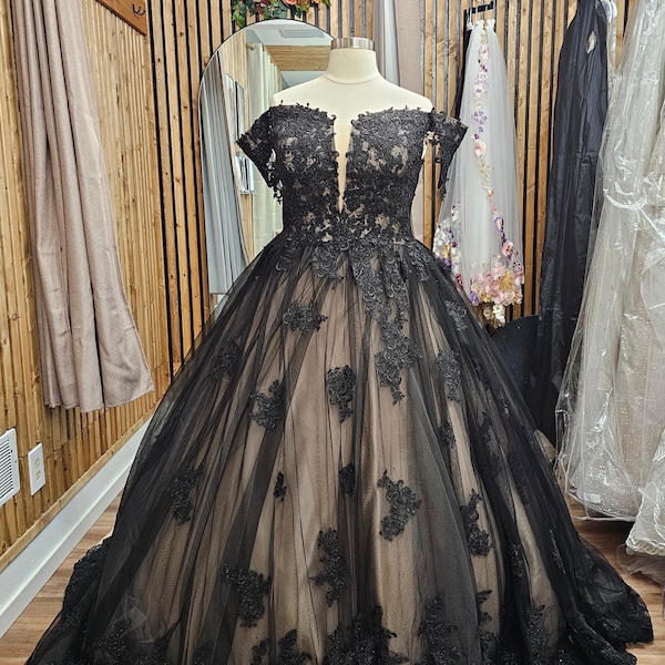 Black wedding dress,Custom color wedding dress, Green/Black Wedding dress, Black/purple wedding dress, Gothic wedding dress,Ball gown Dress.