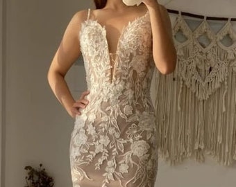 Sexy Sleeveless, Lace Mermaid Wedding Dress.