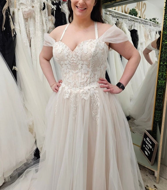 Off-Shoulder A-Line Glitter Wedding Dress – HAREM's Brides