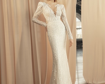 Stunning two look gown, Long Lace Sleeves,Fitted Lace Wedding Dress.