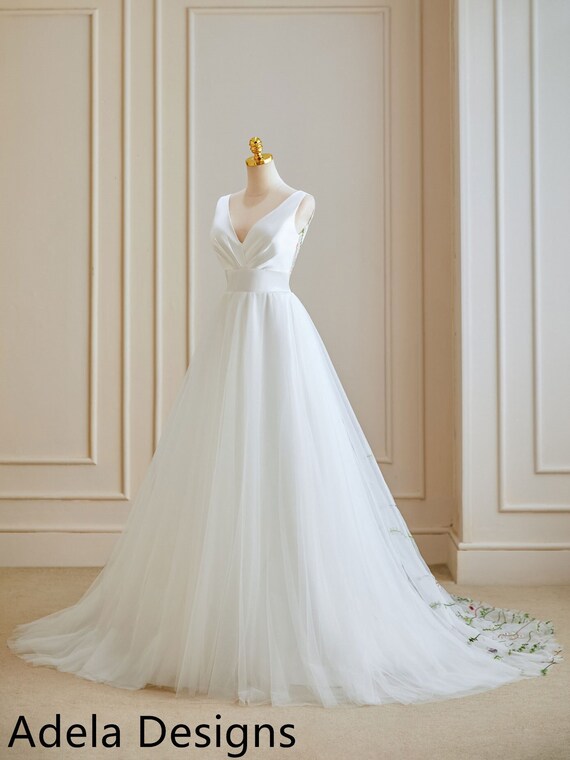 Simple colored shop wedding dresses