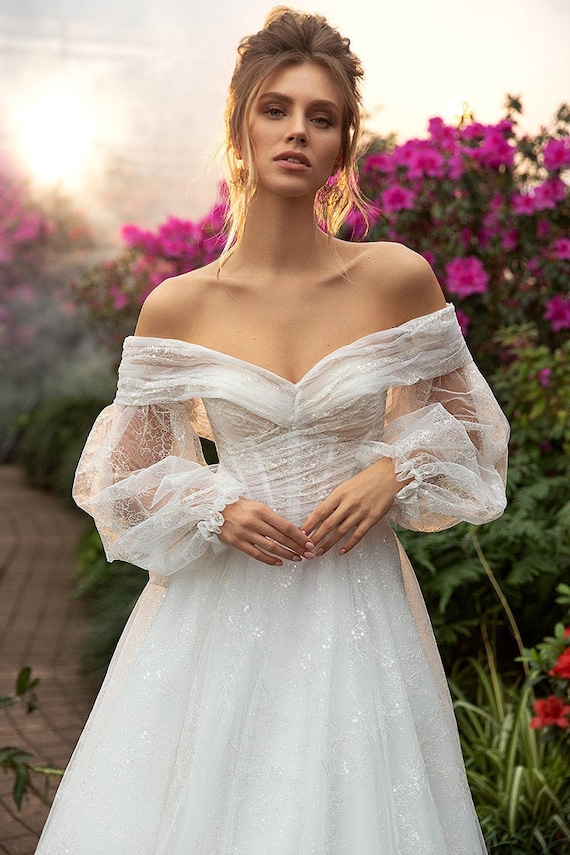 Modern Ballgown Wedding Dresses For Every Bridal Style