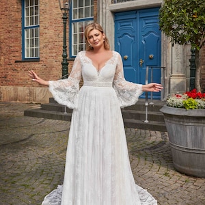 Plus size & Curvy Lace long Bell sleeves,  Romantic A line Bohemian Wedding Dress. Size available 18 us to 32 us