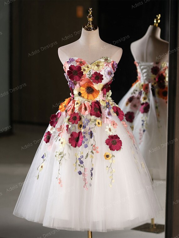 Colored short top wedding dresses