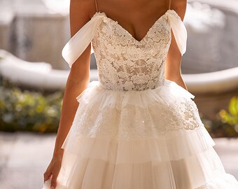 Romantic Off the shoulder, Sweetheart Neck,Low Back, Lace and Tulle Tiered Ball gown, Classic Style, Princess Wedding Dress, Deliva Gown.