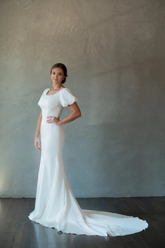 Simple shop fitted dresses