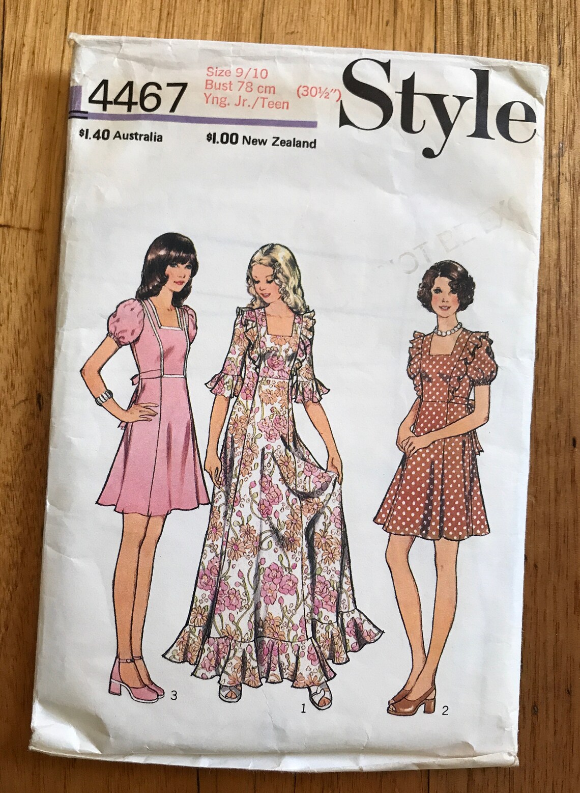 Cartamodello McCall's Simplicity 8456 - Per Top E Pantaloni, Taglie Curve Da 20W A 28W - Foto 4