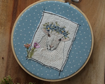Embroidery file Sheep from the "Spring in the countryside" series