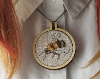 Embroidery file bee