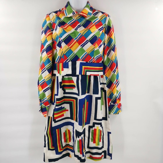Colorful Vintage 1960s-1970s Rainbow Pattern Dress