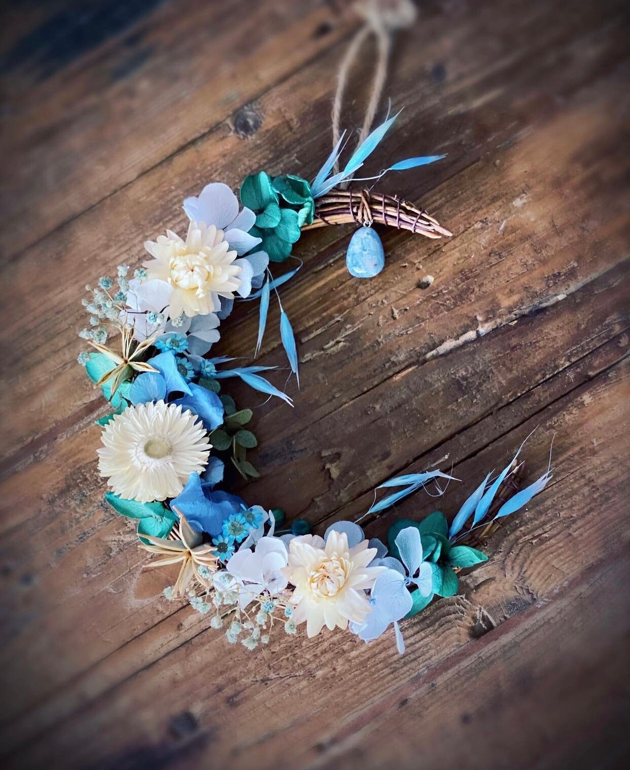 Talisman Lune de Célestine en Fleurs Séchées et Stabilisées Personnalisable