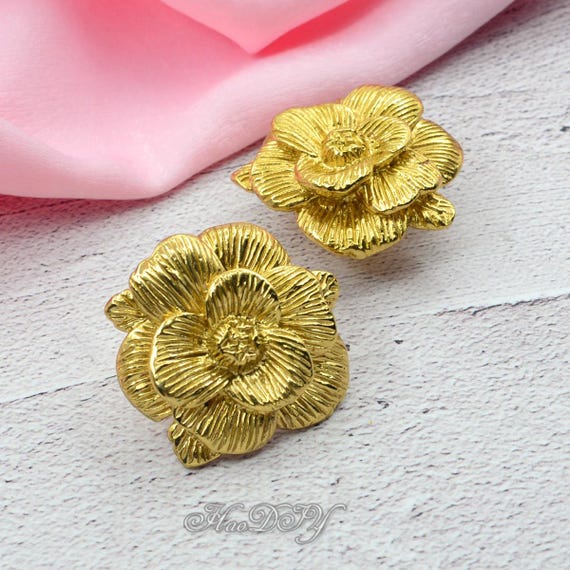 gold flower dresser knobs Flower Dresser handle Decor, Clover Brass Cabinet Knobs – QubicHomeware main image 0