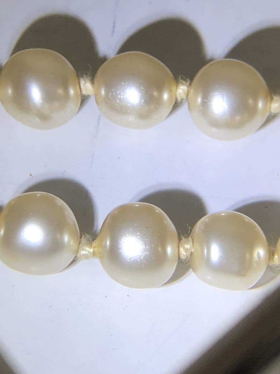 Chanel Vintage Faux Pearl Chain Necklace