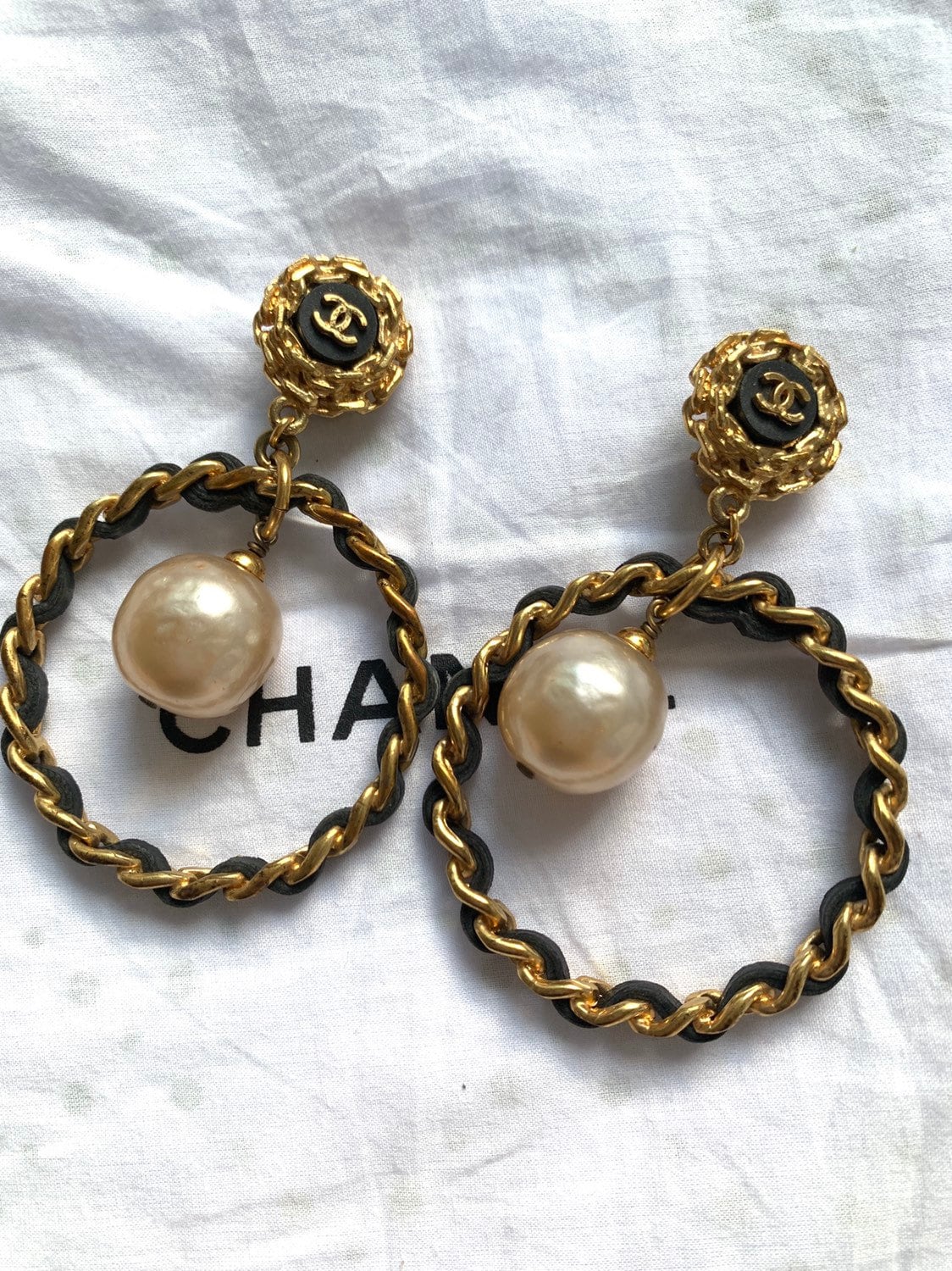 chanel leather hoop earrings