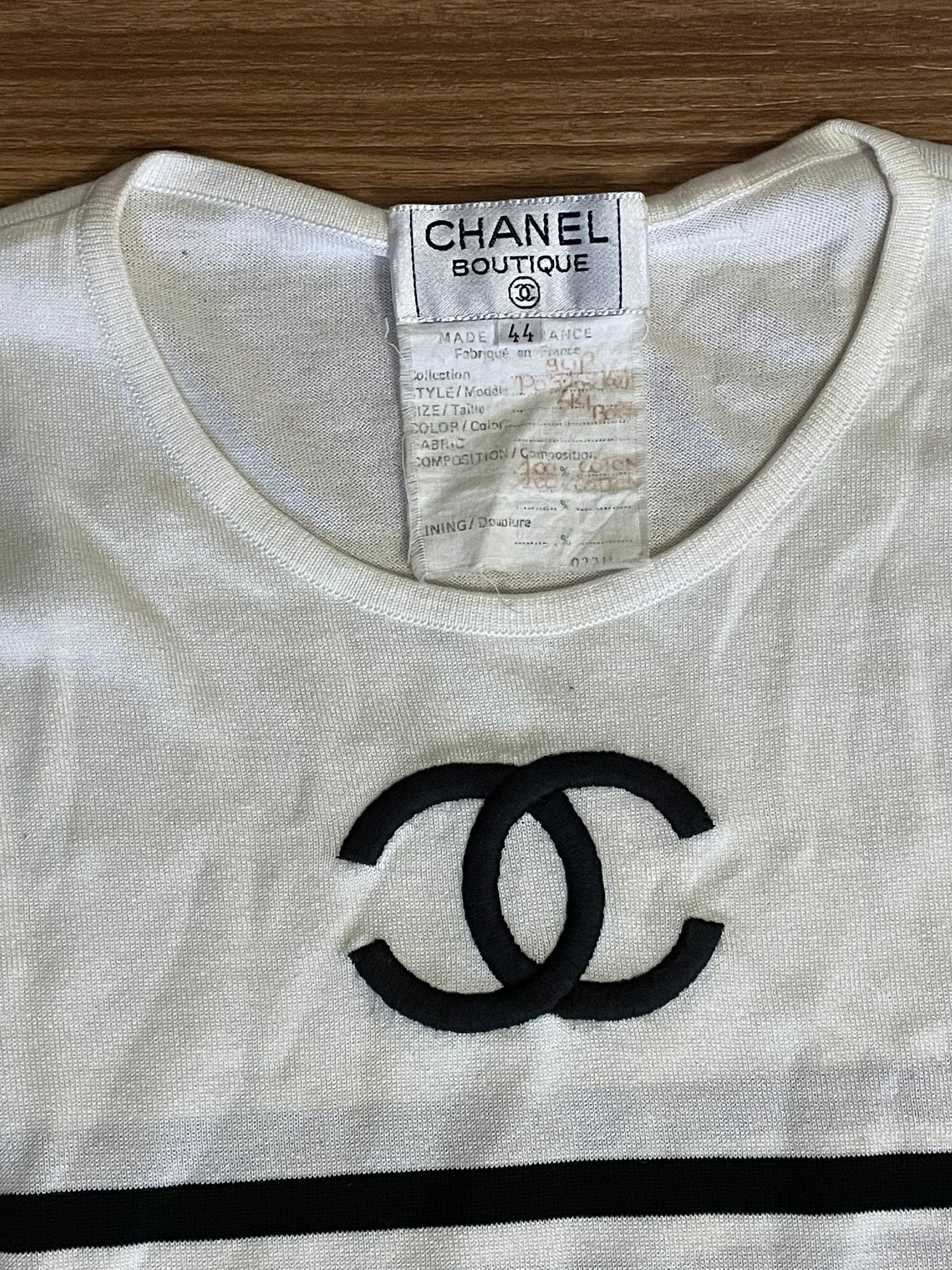 90s vintage CHANEL BOUTIQUE Stripe Tee