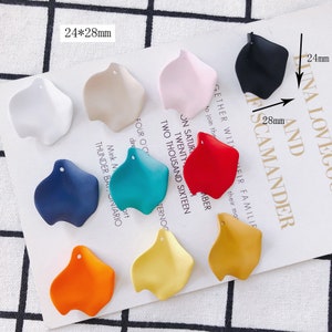 10Pcs Colorful Acrylic Petal Charms,Resin Flower Petal Pendant,Irregular Shape Resin Earring Charms, DIY Accessories Jewelry Findings