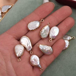 4pcs Irregular Drop Freshwater Pearl Pendant, Natural Baroque Pearl Charm, Teardrop Pearl Beads, Gold Plated Edged Pearl Pendant