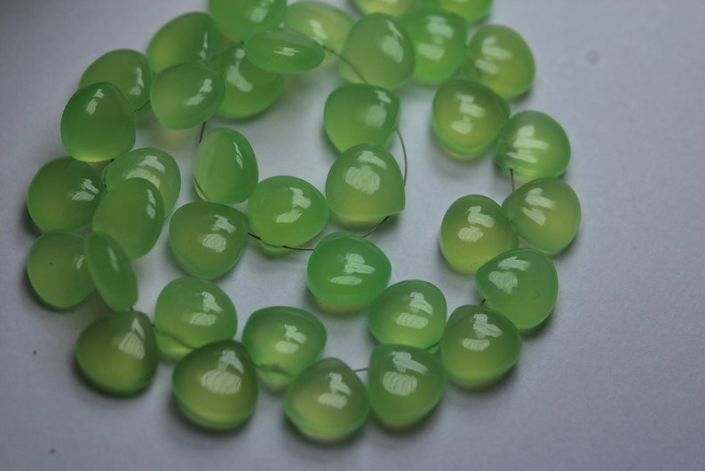 7 Inch Strand,Prehnite Chalcedony Smooth Heart Shape Briolettes 11-12mm