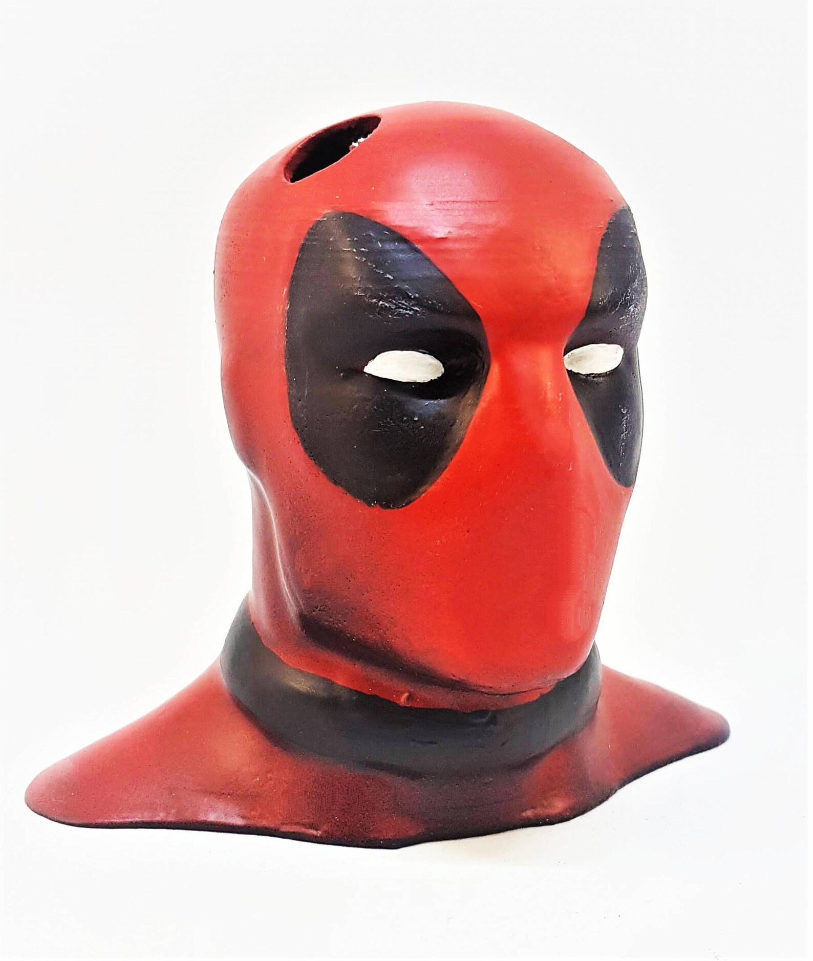 deadpool pen holder