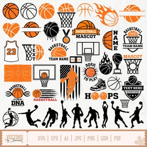 Puede incluir: Colección de gráficos vectoriales con temática de baloncesto en naranja y negro. Incluye balones de baloncesto, aros, siluetas de jugadores, camiseta y elementos de texto como "Basketball Mascot" y "Team Name". Formatos: SVG, EPS, AI, JPG, PNG, CDR y PDF.