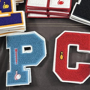 Chenille Varsity Letter Vários tamanhos