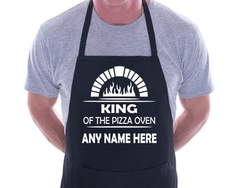 Print4u Personalisiere diese Schürze King Of The Pizza Ofen Fügen Sie Ihren Namen hier BBQ Backen Koch Koch Schürze