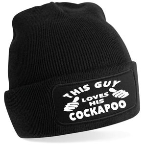 Dieser Kerl liebt seinen Cockapoo Beanie Hut - Hundeliebhaber Geschenk